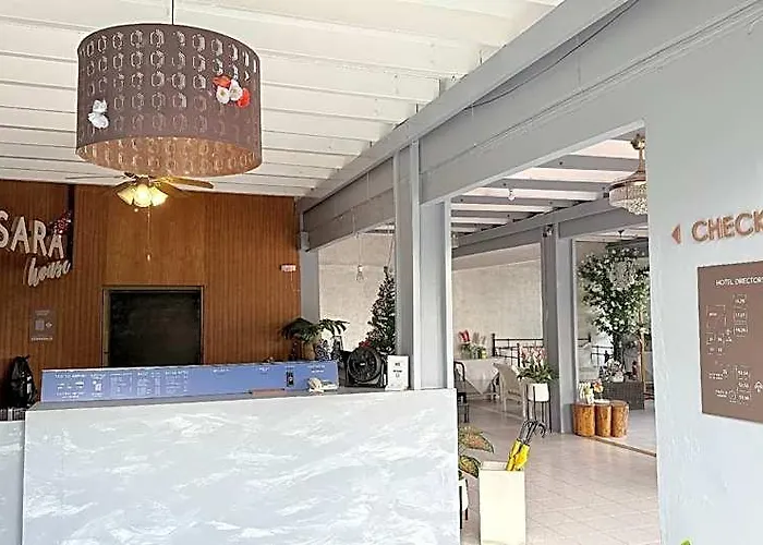 Hotel Issara House