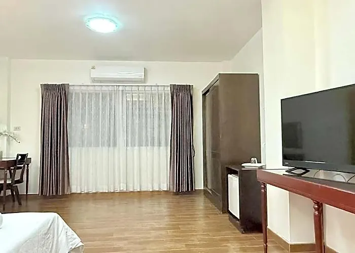 Hotel Issara House 2*